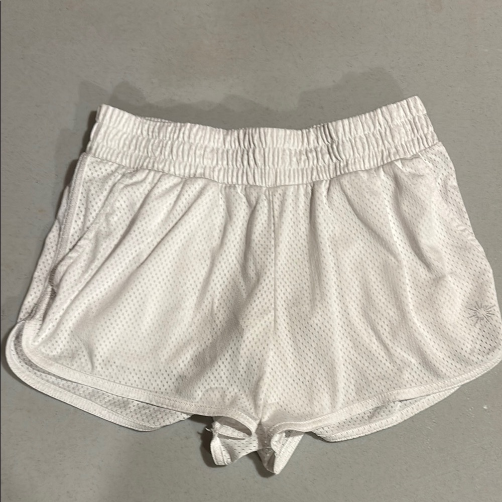 Like New!! Offline by Aerie Lined Swish Mesh Shorts Size Small
